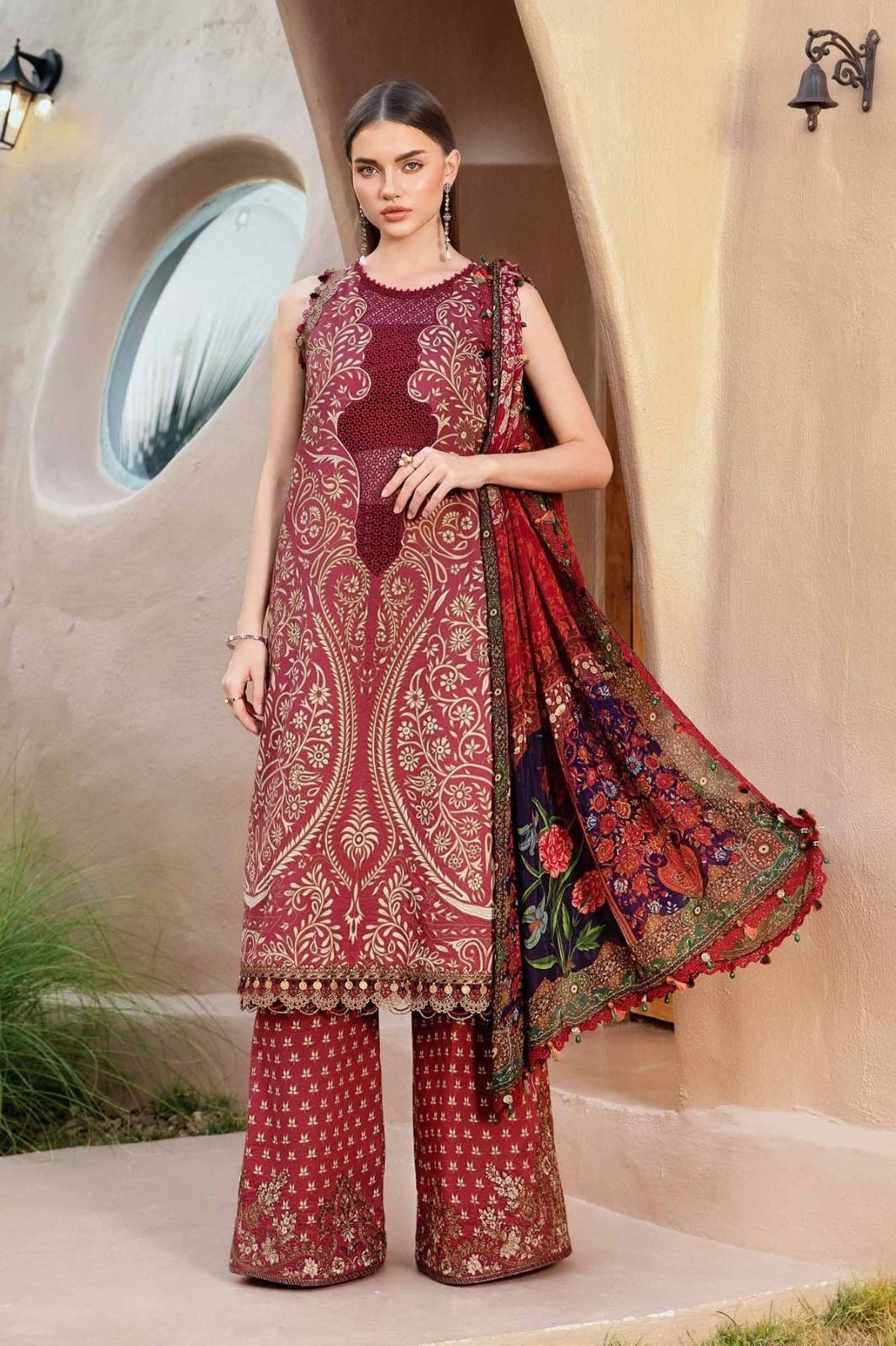 MARIA B 3Pc  LAWN DIGITAL PRINT ALLOVER VOLUME