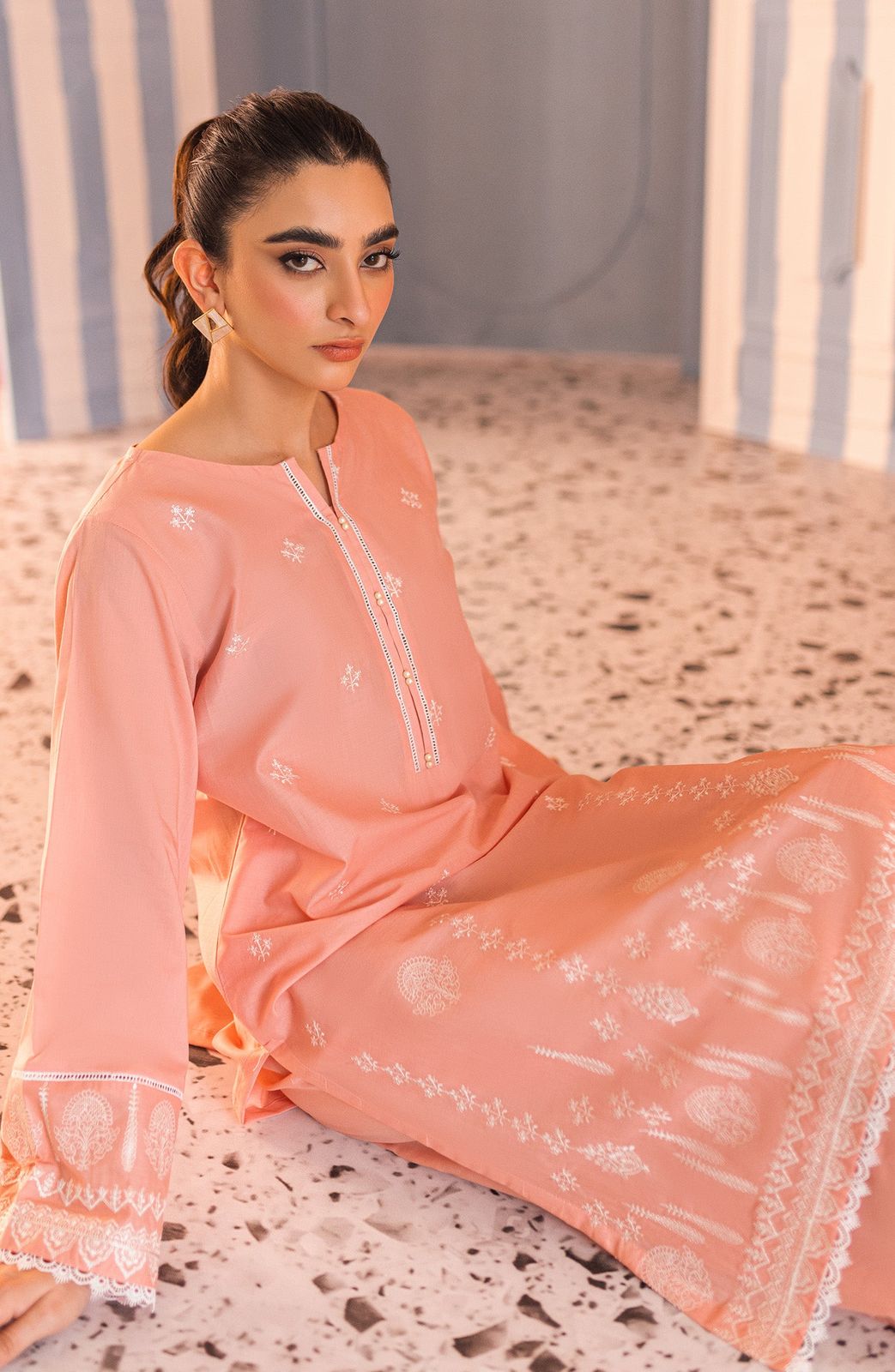 BATIQ/ORIENT 2pc Unstitched Lawn