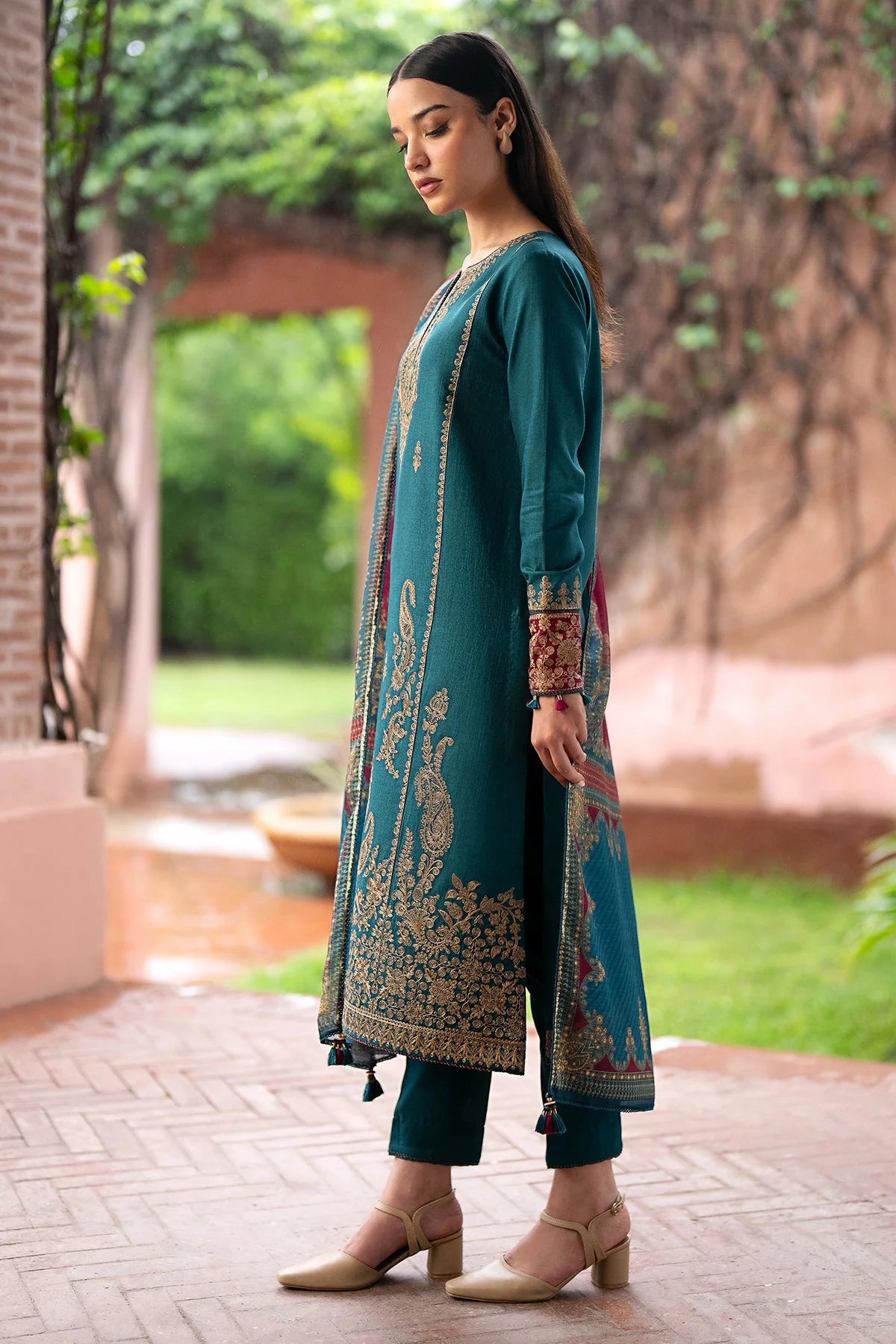 JAZMIN | 3pc Unstitched Embroidered Lawn